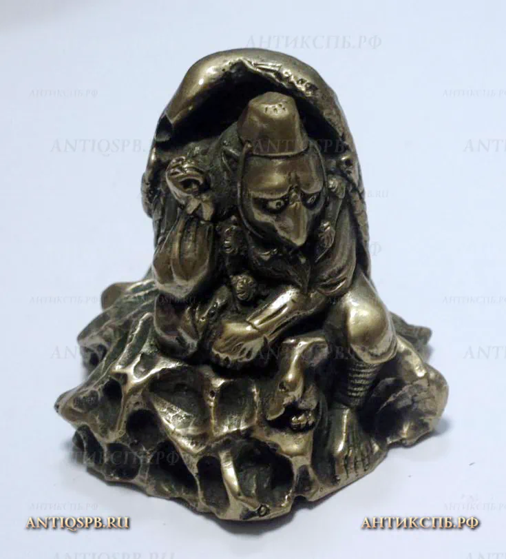 Фигурка бронзовая "Маска". ХХ век. №17675